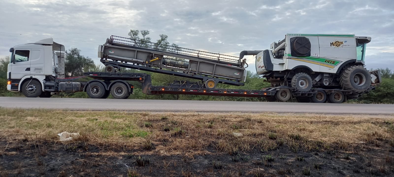 Carretón agrícola Vulcano 2+1 18mts